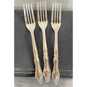 Japan Stainless Steel Flatware Unknown Maker Scrolls Plumes 3 Dinner Forks 7.18"
